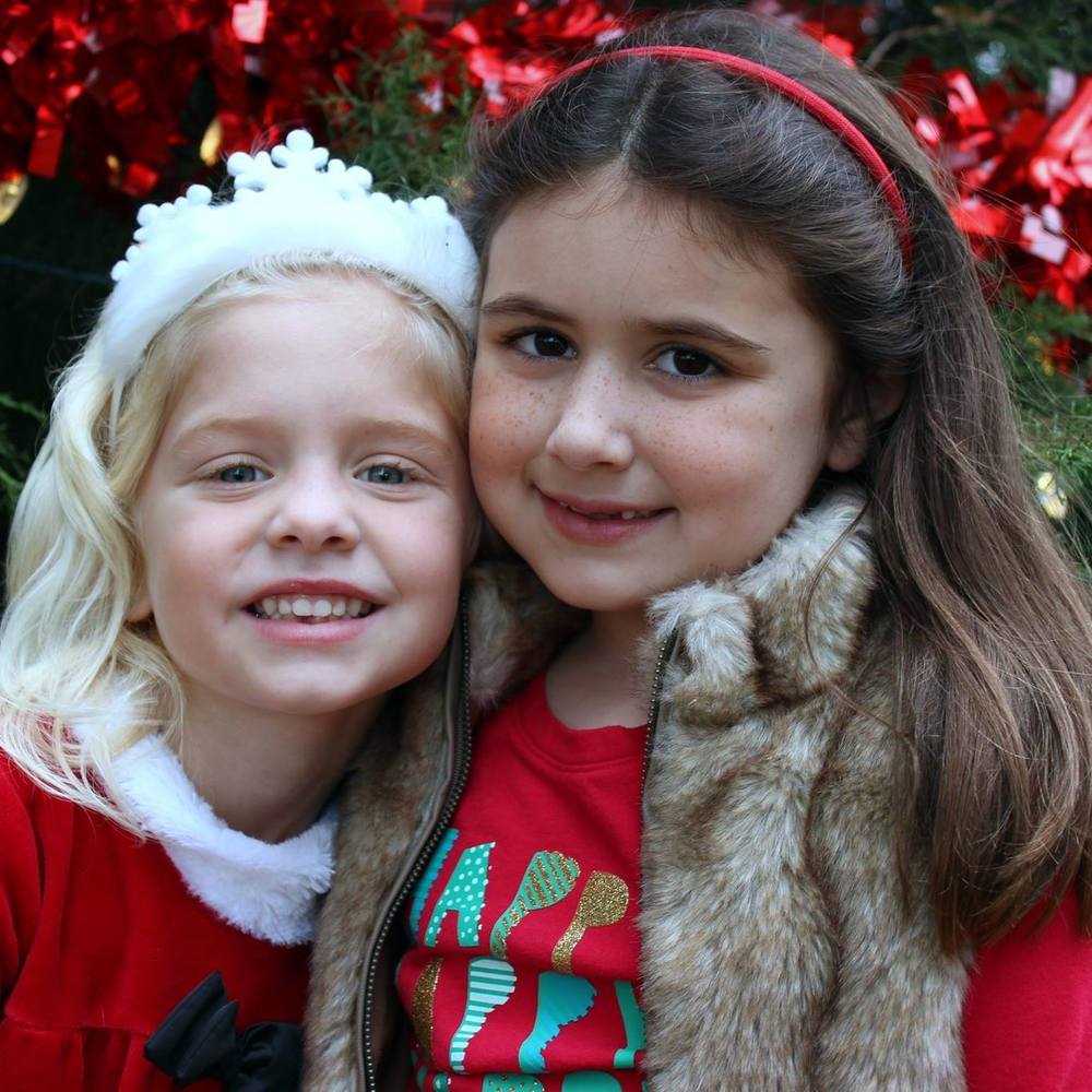 Meet your Posher, Dee